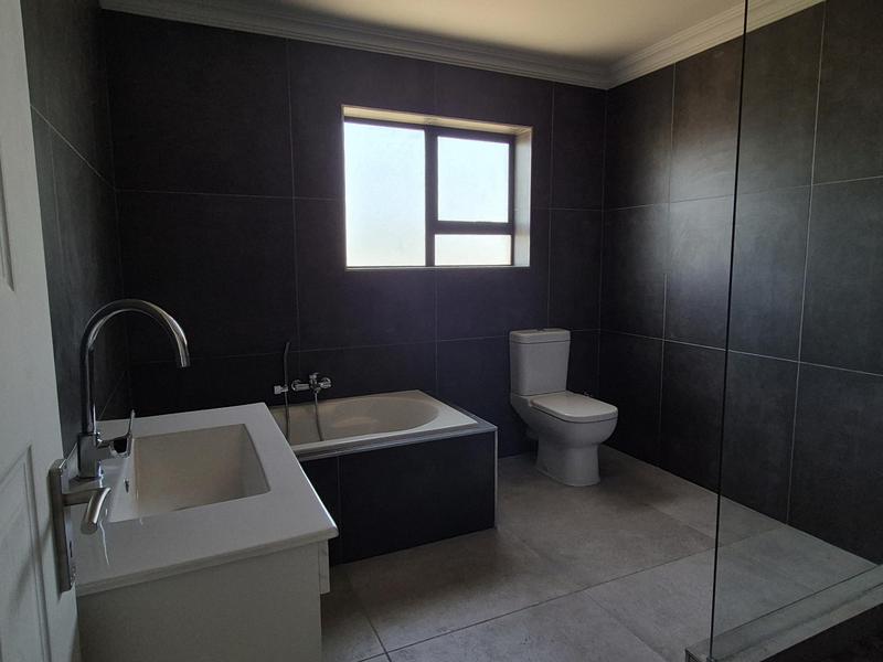 3 Bedroom Property for Sale in Kleinbaai Western Cape